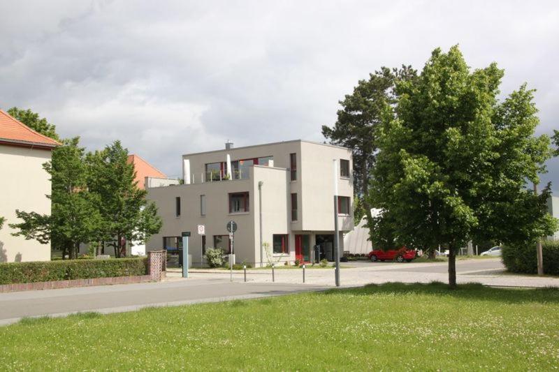 Appartements Am Bauhaus Dessau-Rosslau Exteriör bild